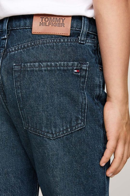 картинка Джинсы на мальчика Tommy Jeans от магазина Одежда+