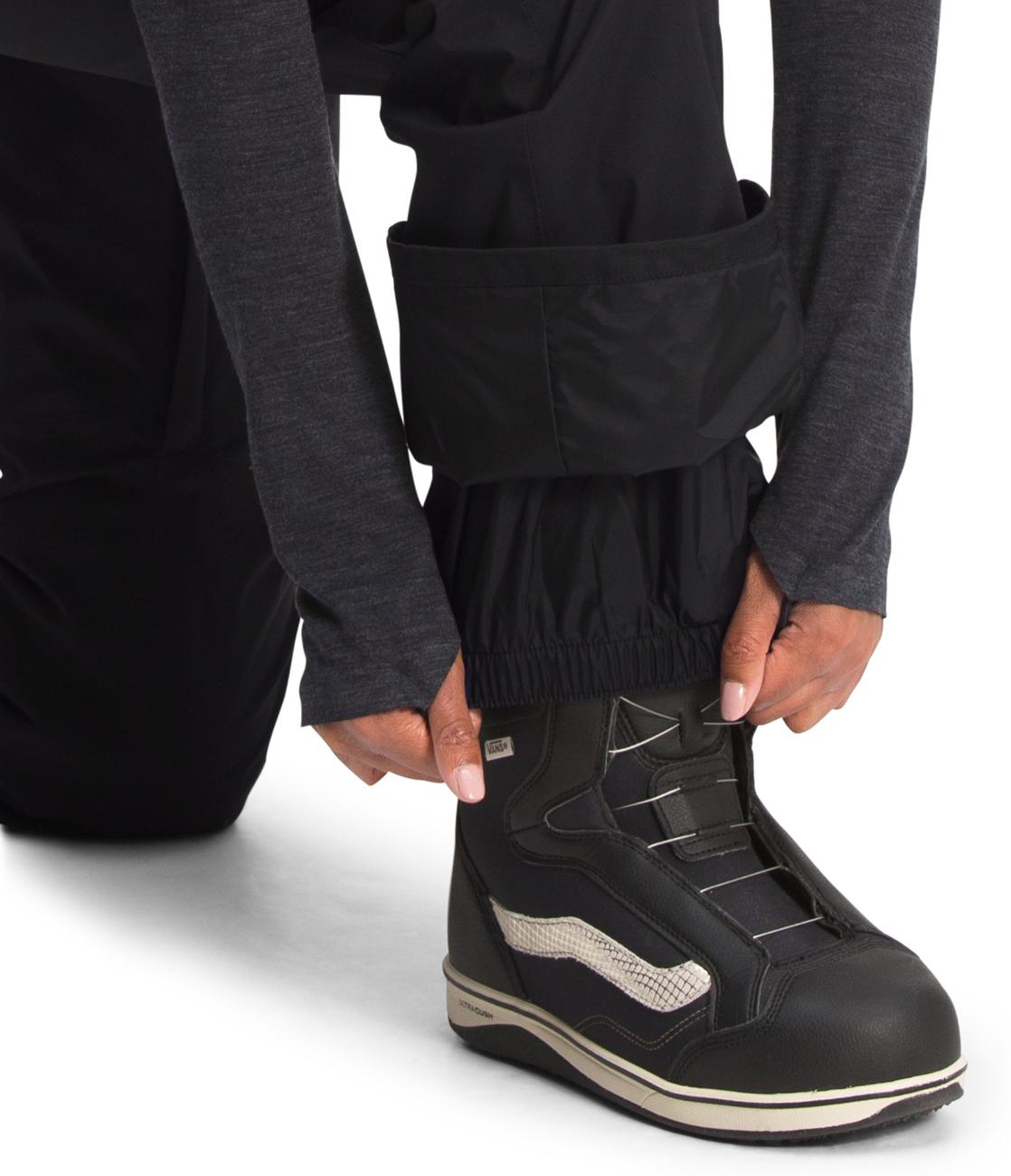картинка Нагрудники высокие The North Face Freedom от магазина Одежда+