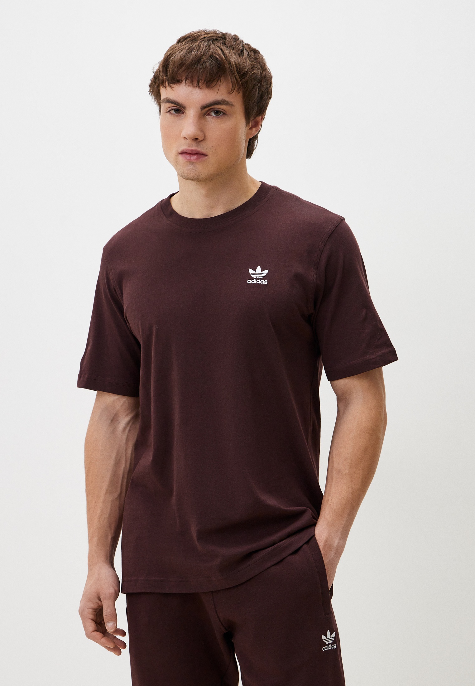 картинка Футболка ESS TEE adidas от магазина Одежда+