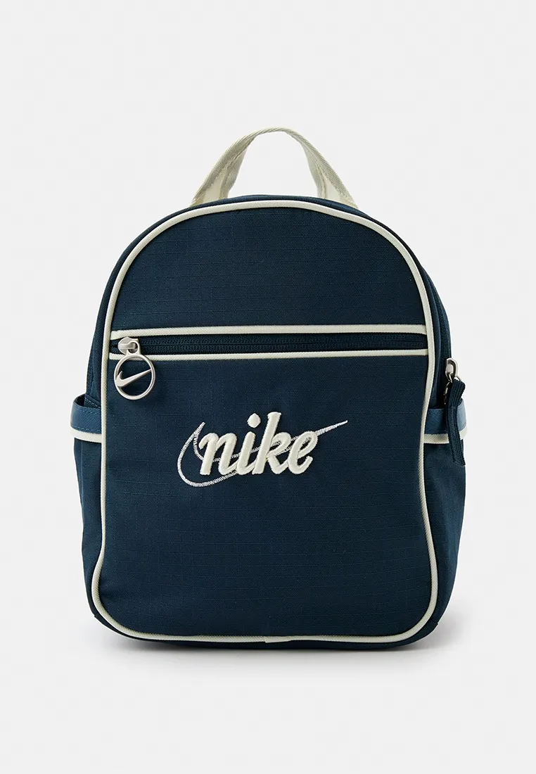 картинка Рюкзак Nike Sportswear Futura 365 от магазина Одежда+