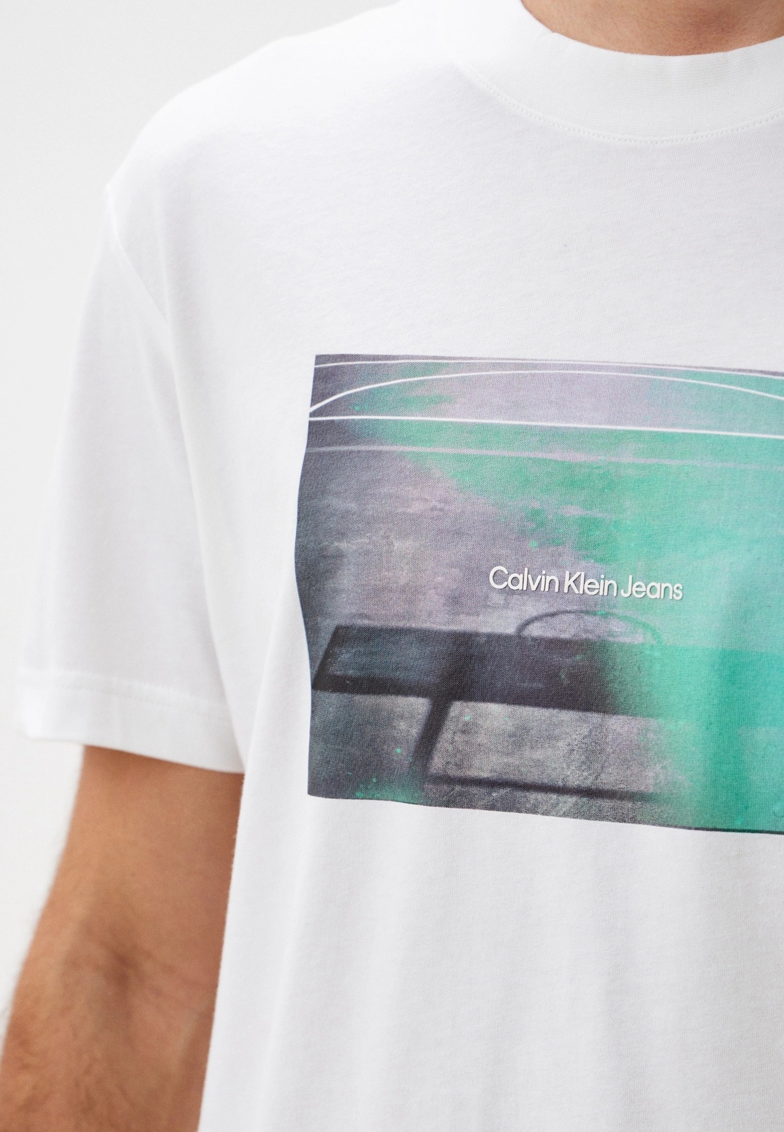 картинка Футболка Calvin Klein Jeans от магазина Одежда+